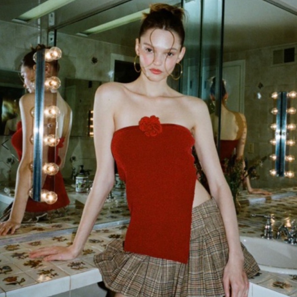 With Jean Belle Top - Red, Strapless